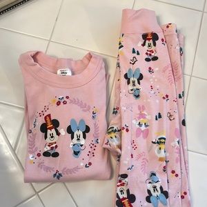 Hannah Andersson Minnie & Mickey Pajamas; EUC ; size 8; long sleeve and pants